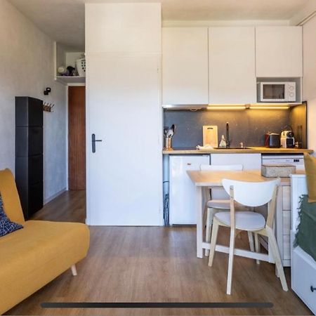 Studio Aux Angles Apartment ภายนอก รูปภาพ