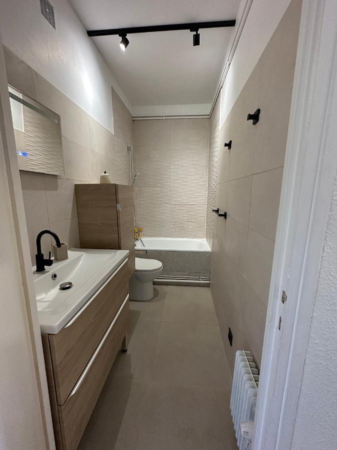 Studio Aux Angles Apartment ภายนอก รูปภาพ