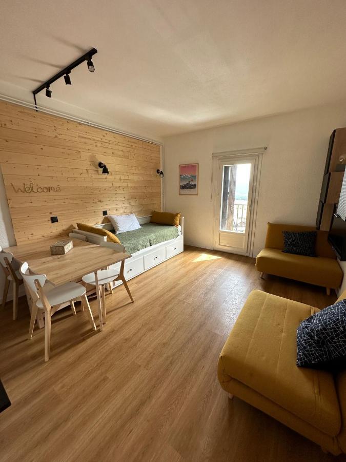 Studio Aux Angles Apartment ภายนอก รูปภาพ