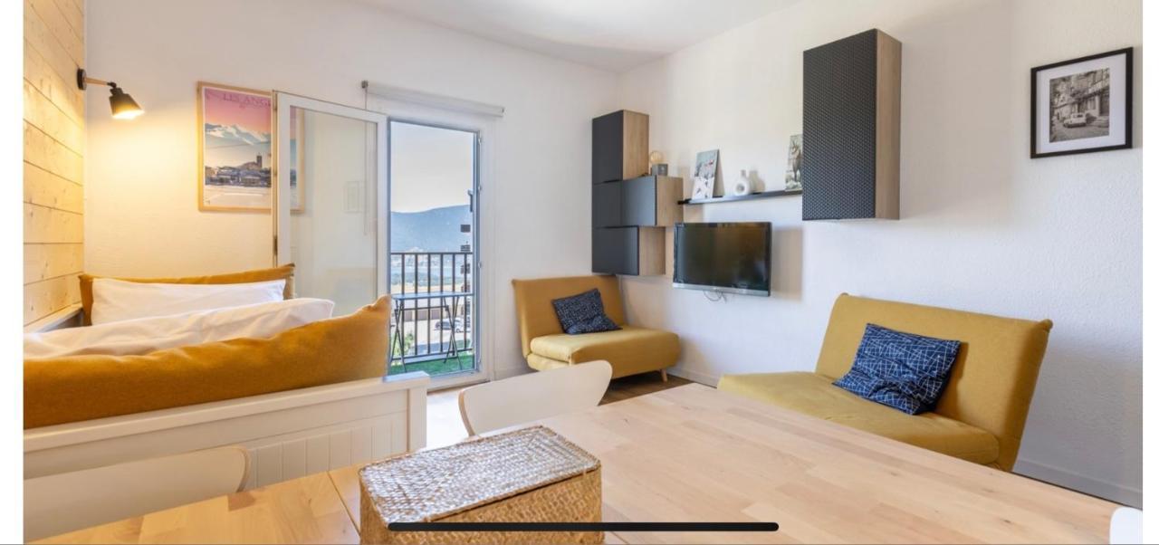 Studio Aux Angles Apartment ภายนอก รูปภาพ